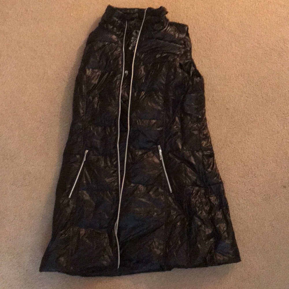 Brand new Anorak water resistant black vest!